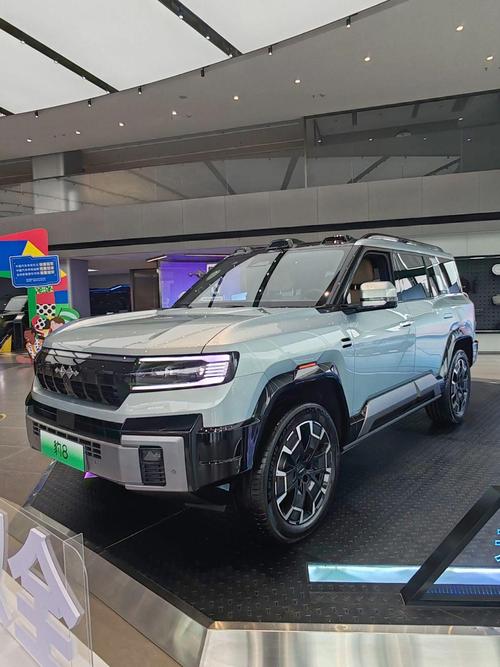 佛山29比亚迪方程豹硬派越野的爆款，英菲尼迪35周年与你共成长